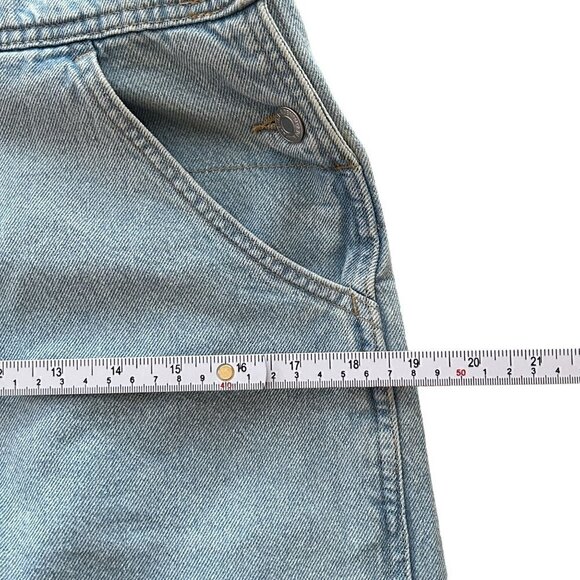 Denim Co. Overall Shorts Size (See Photos) Light Wash, Hook Straps / BiB #P1479 - Picture 9 of 12